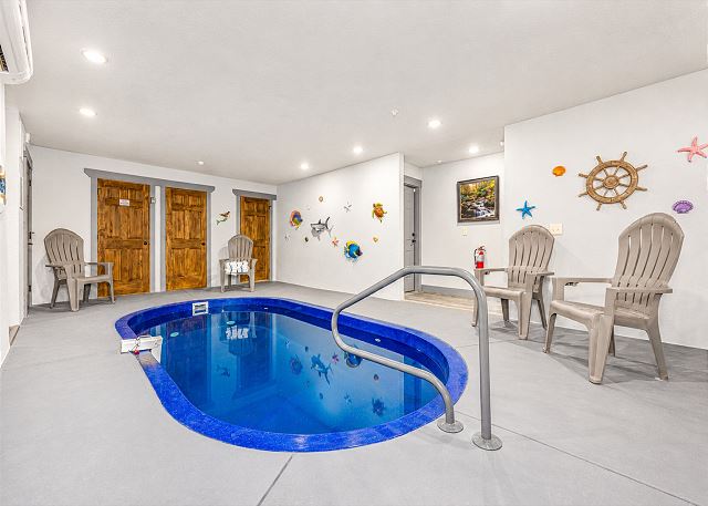 Pool Cabins callout